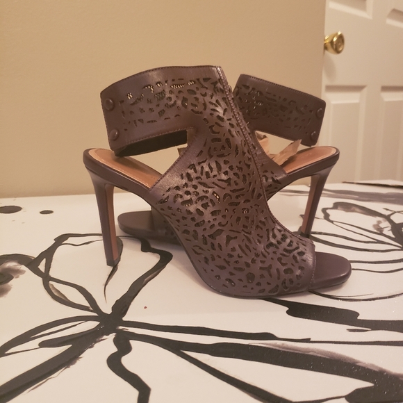 Zara Woman stiletto heel *new no box*